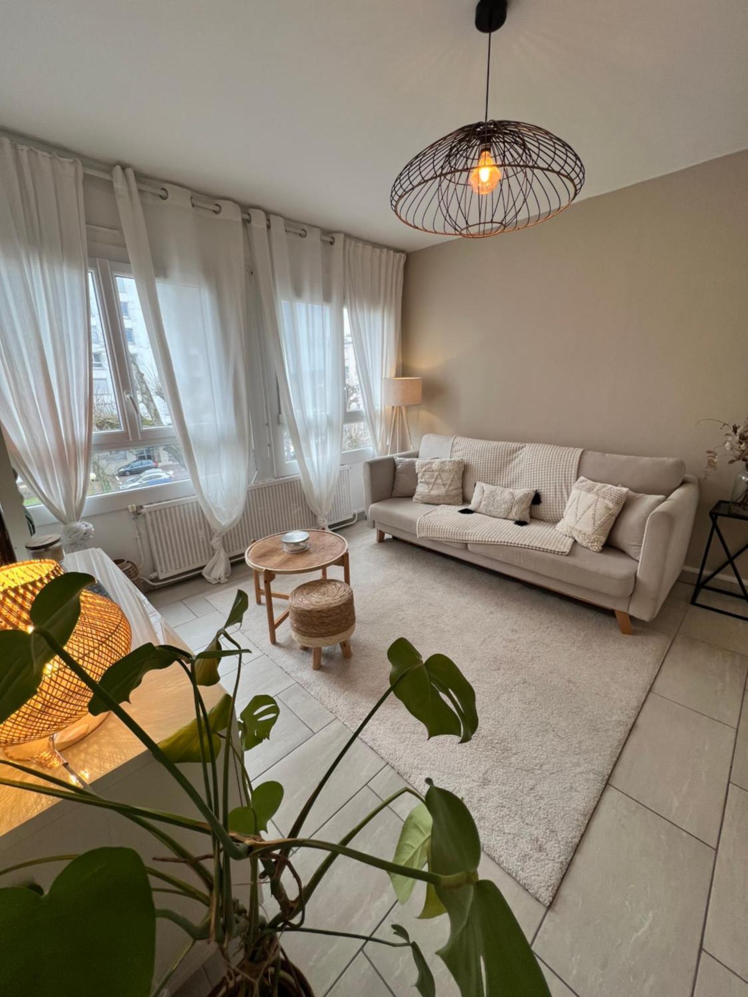 Ferienwohnung Le Bellevue - T3 - Gare & Les Jardins Darcy - Parking Free Dijon Exterior foto